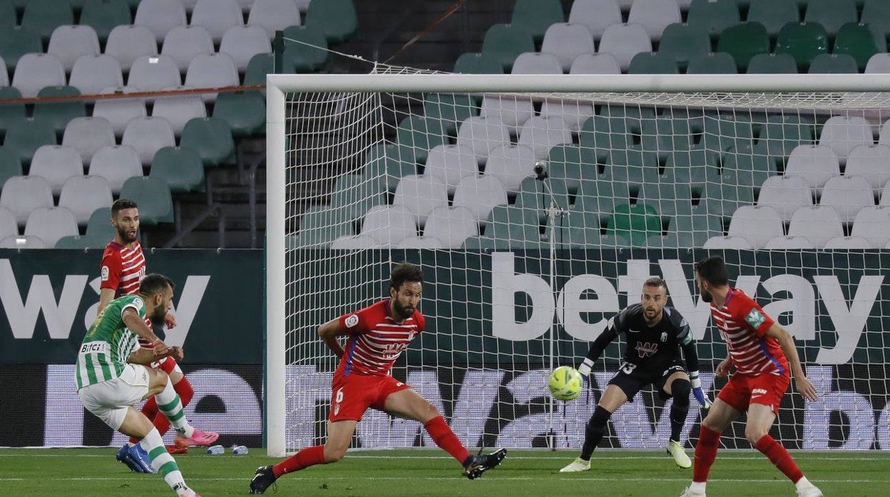 Las mejores imágenes del partido entre el Betis y el Granada