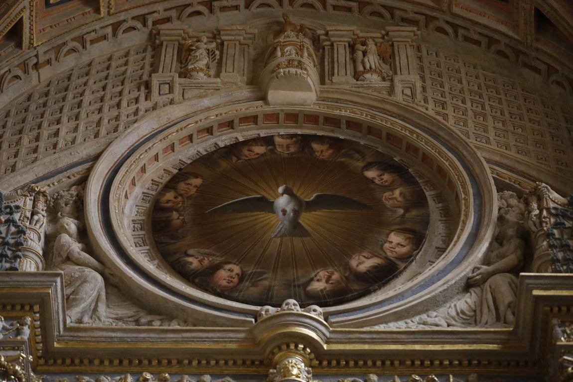 La visita del Nuncio del Papa y Juanma Moreno a las obras del Palacio Episcopal de Córdoba, en imágenes