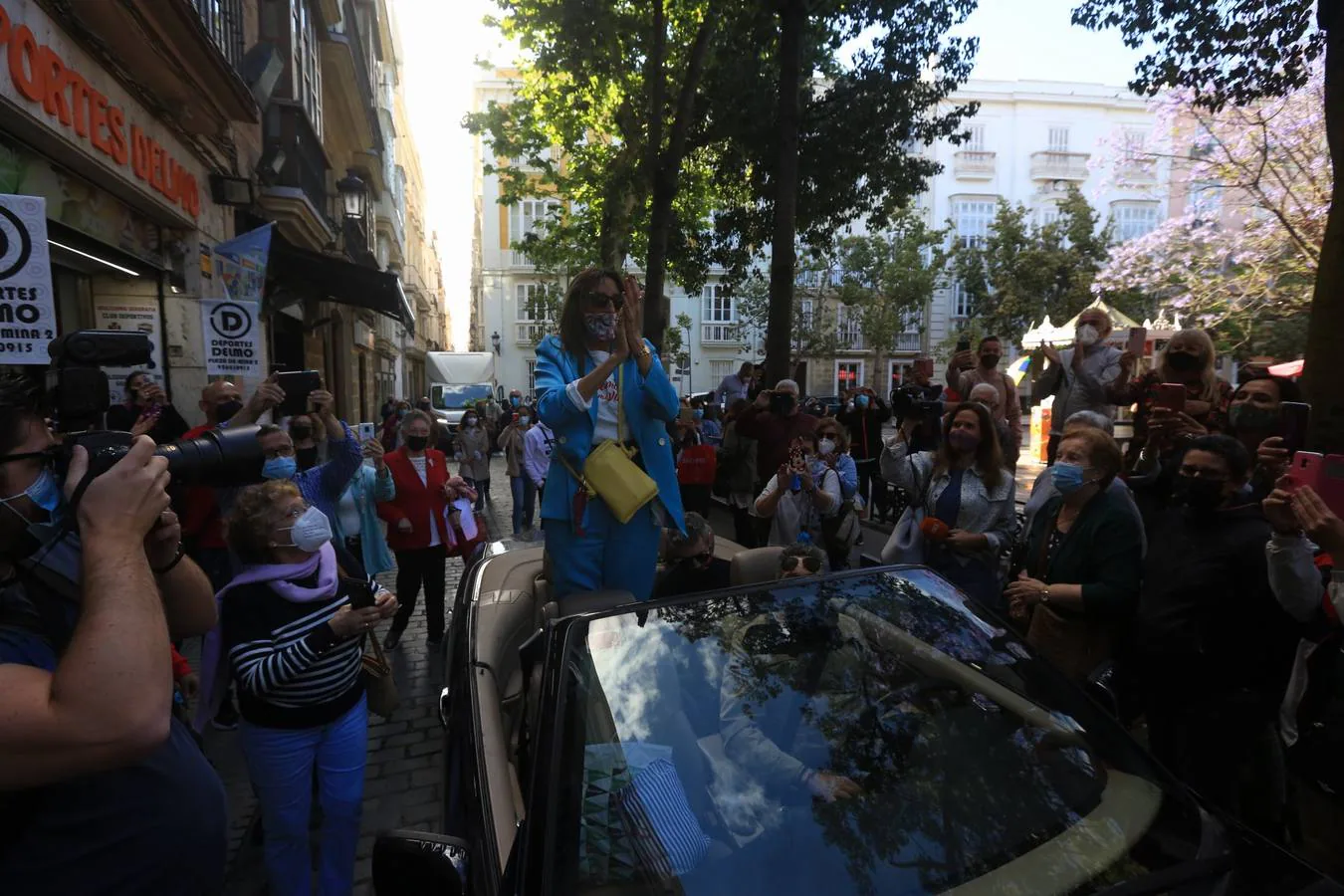 FOTOS: Paz Padilla firma ejemplares de su libro en Cádiz