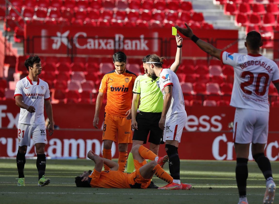 Partido entre el Sevilla F.C. y el Valencia C.F.