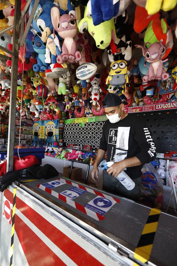 Vive Park Córdoba y los preparativos del parque de atracciones en el Arenal, en imágenes