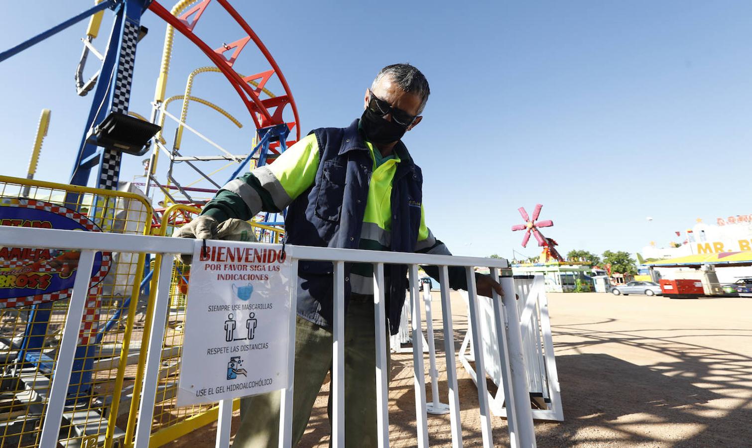 Vive Park Córdoba y los preparativos del parque de atracciones en el Arenal, en imágenes