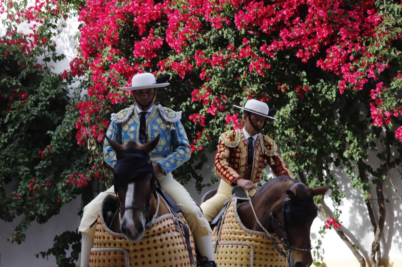 El ambiente en el tendido, en la novillada de la Feria Taurina de Córdoba