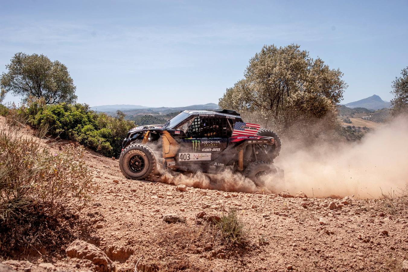 El paso de Carlos Sainz por Palma del Río y Santaella con el Andalucía Rally, en imágenes