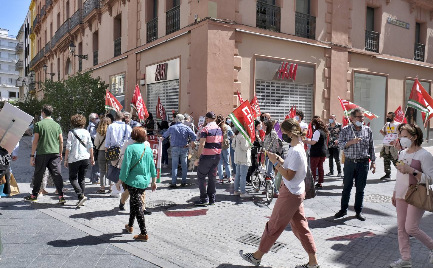 Protesta de los trabajadores de H&amp;M en Sevilla