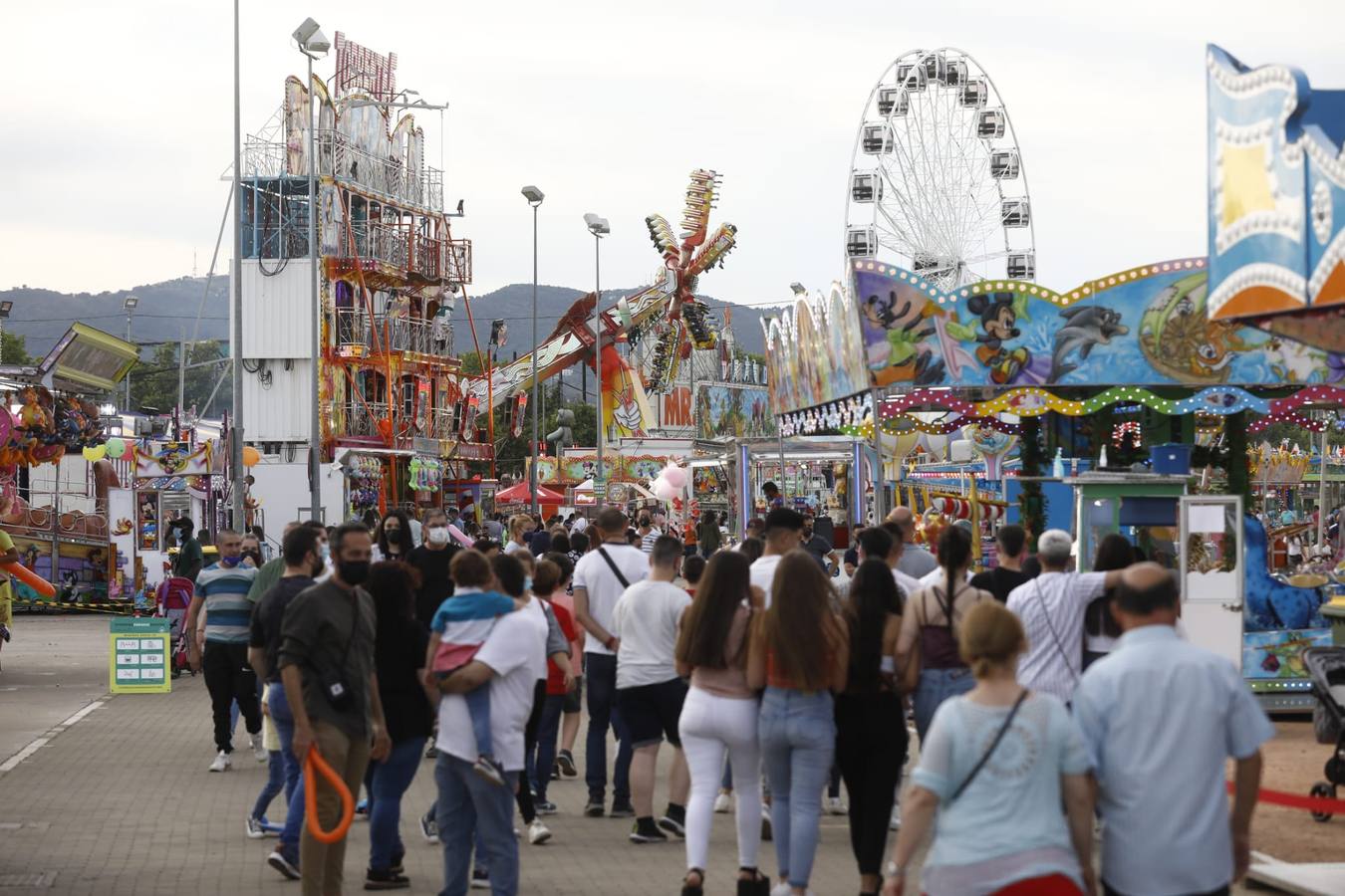 Vive Park Córdoba, el parque de atracciones en el Arenal, abre sus puertas