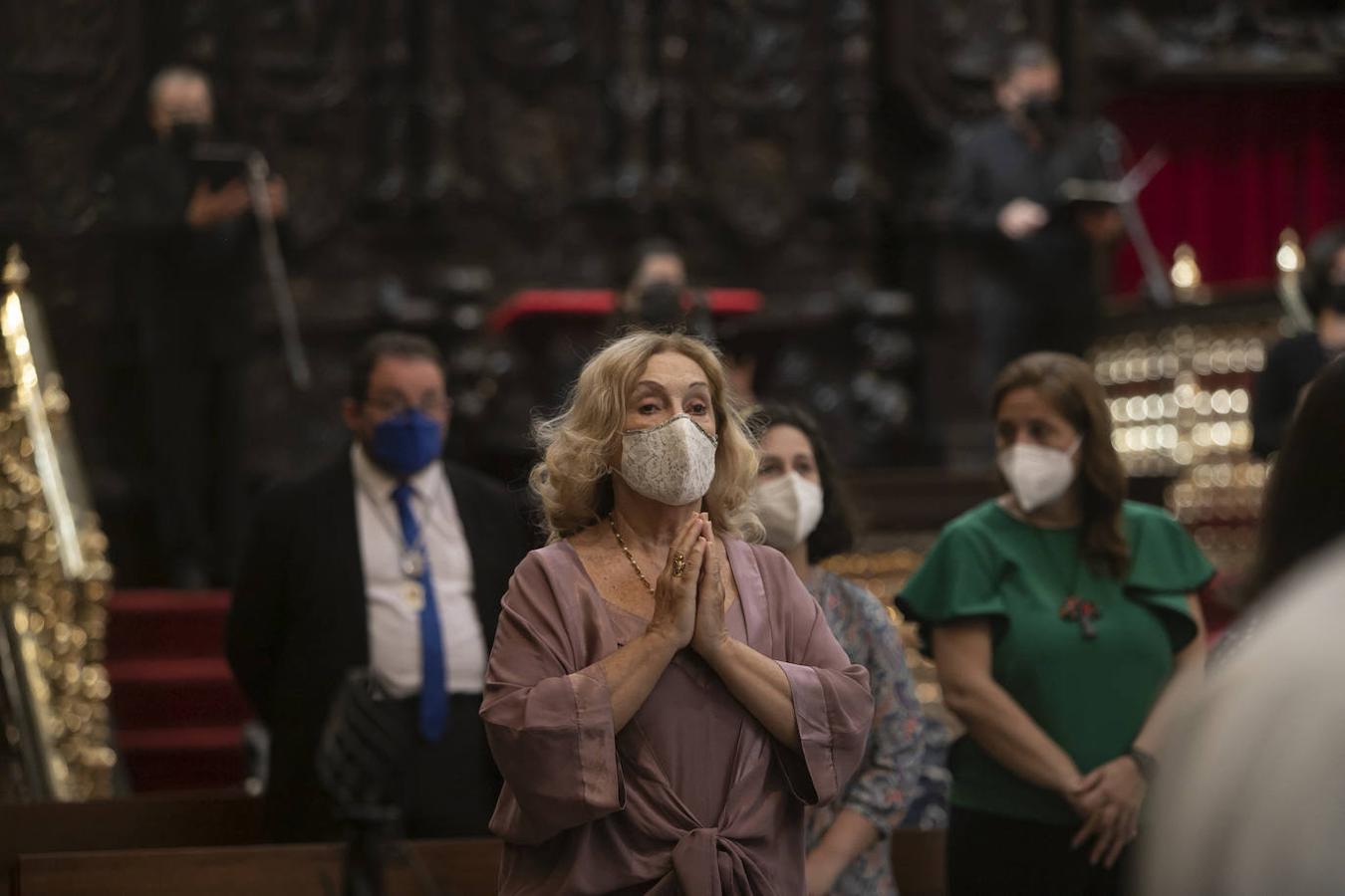 La cita de las hermandades de Gloria en la Catedral de Córdoba, en imágenes