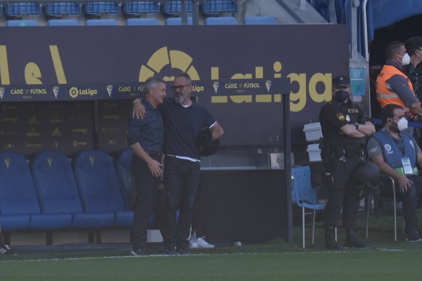 FOTOS: Las imágenes del Cádiz CF - Elche en Carranza