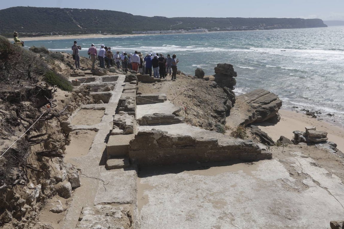 El yacimiento de Caños de Meca, en fotos: una necrópolis de la Edad de Bronce, termas, piscifactoría...