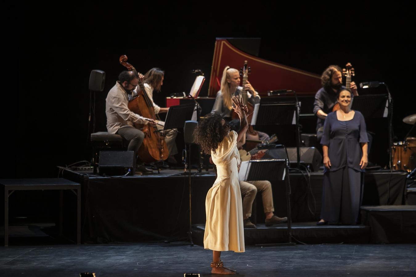 El espectáculo &#039;Gugurumbé&#039; en el Gran Teatro de Córdoba, en imágenes