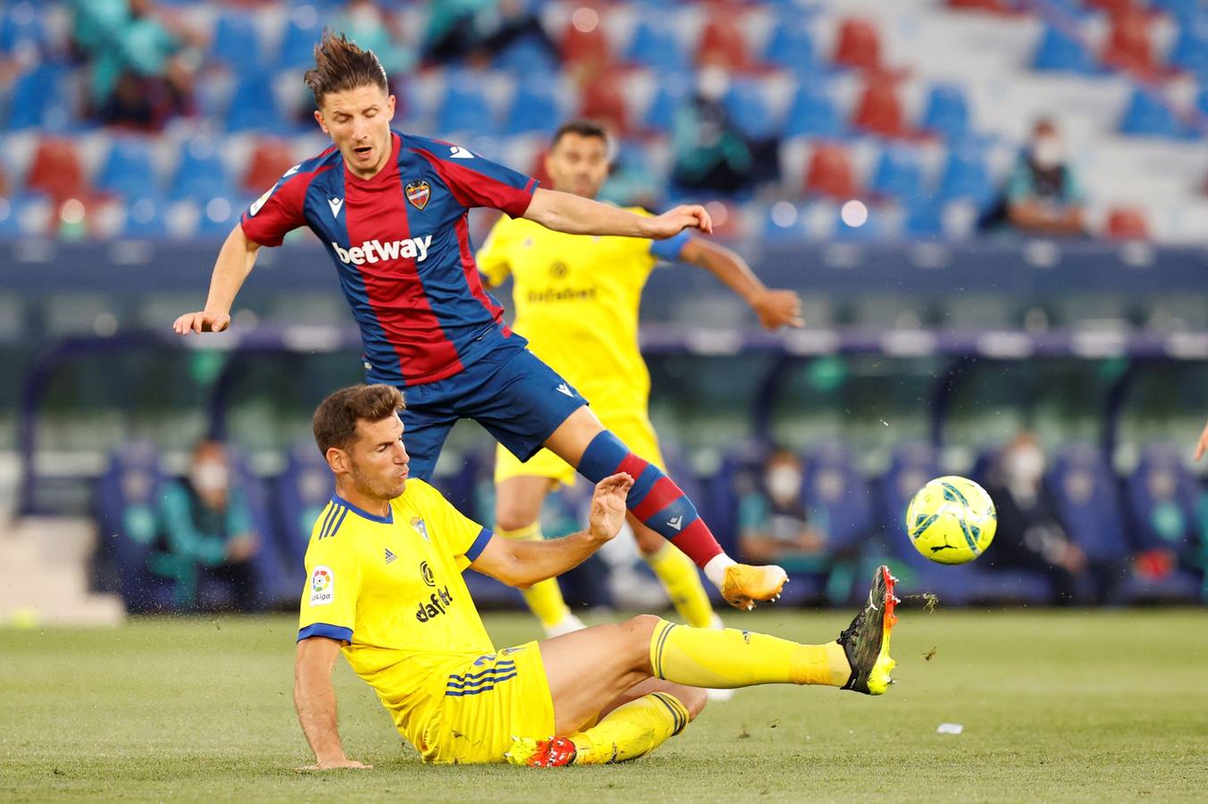 FOTOS: Levante - Cádiz CF