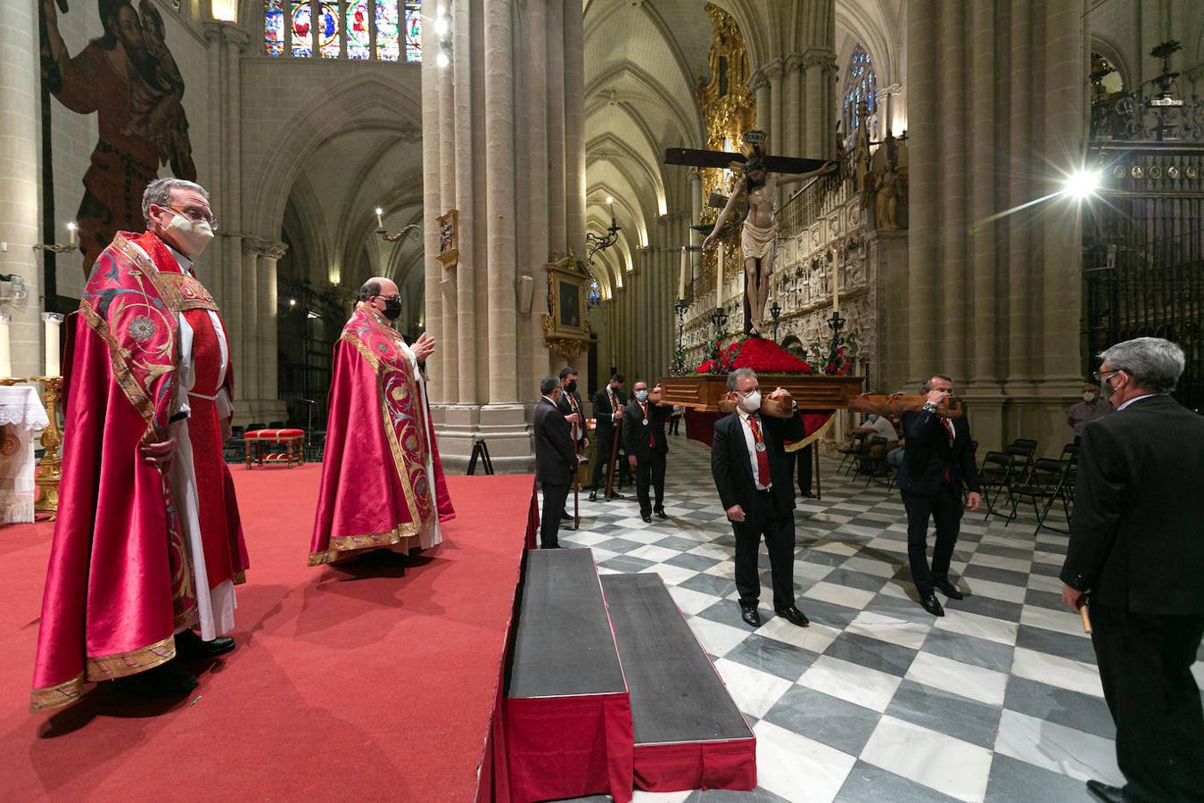 Los &#039;reviernes&#039; del Cristo de la Vega, en la catedral de Toledo