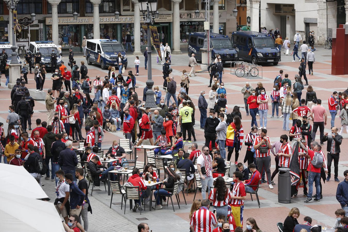 El Atlético gana la Liga: Las imágenes de las horas previas y de la celebración en Valladolid