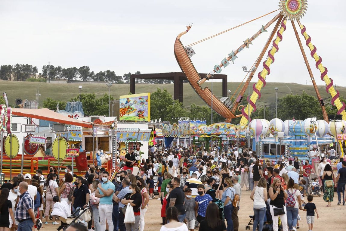 Vive Park Córdoba | En imágenes, el ambientazo del parque de atracciones del Arenal