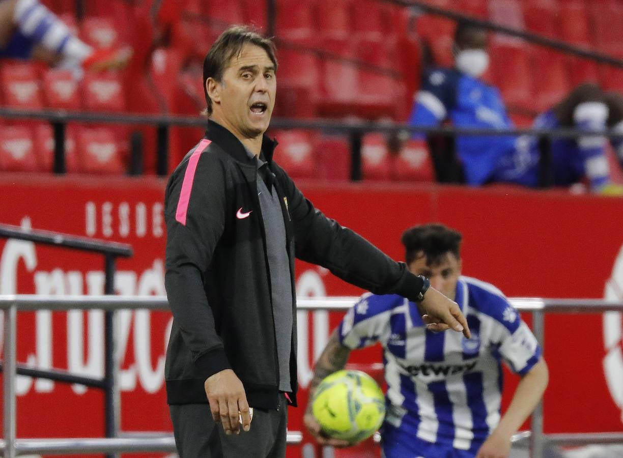 Partido entre el Sevilla FC y el Deportivo Alavés