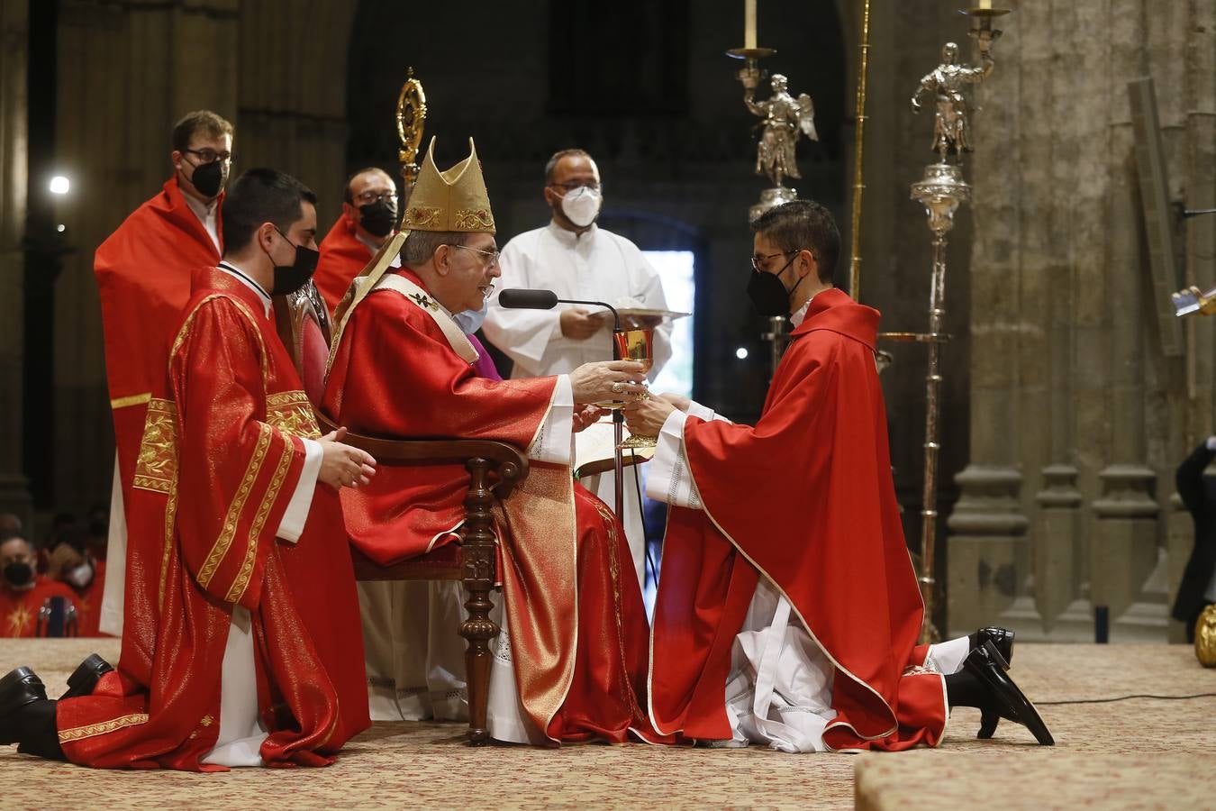 Última ordenación de sacerdotes de Monseñor Asenjo en Sevilla