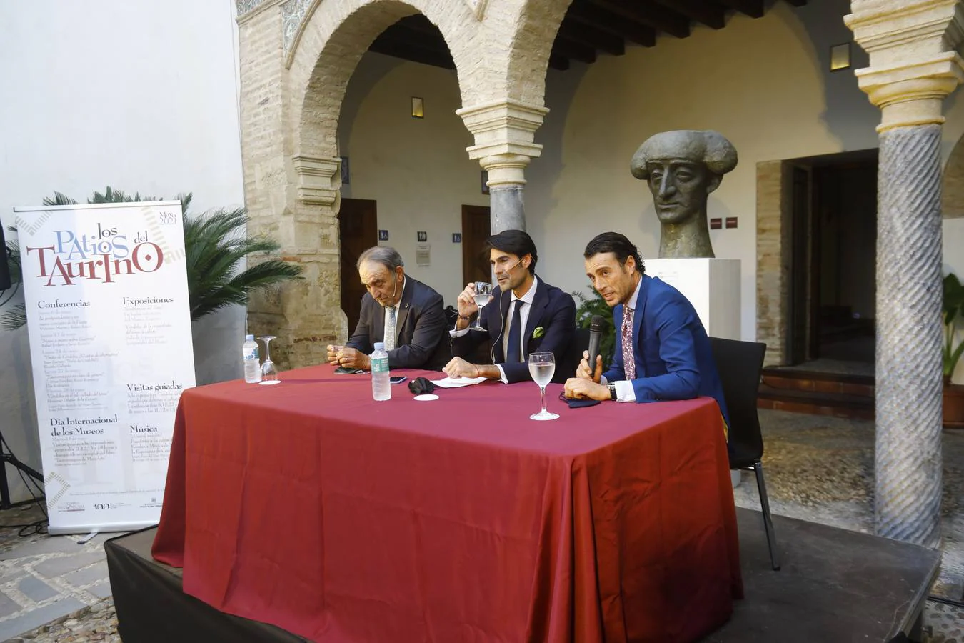 El coloquio de Finito de Córdoba y Ricardo Gallardo, en imágenes
