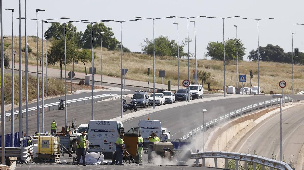 Las últimas obras del tramo municipal de la Ronda Norte de Córdoba, en imágenes