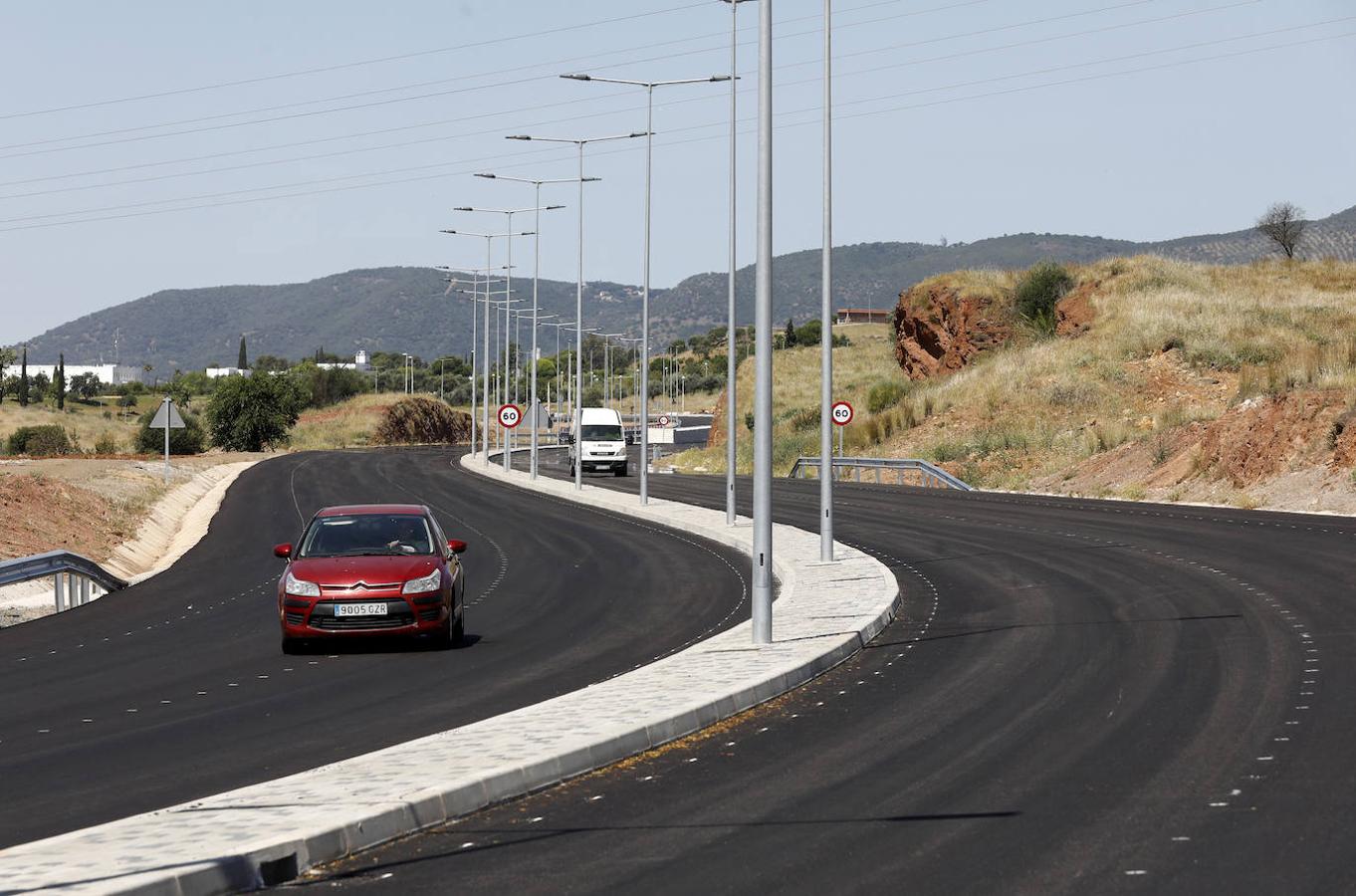 Las últimas obras del tramo municipal de la Ronda Norte de Córdoba, en imágenes