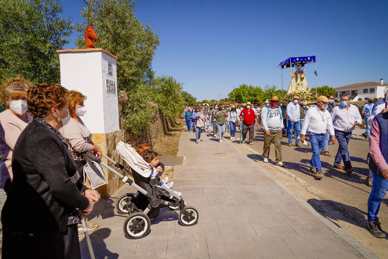 La llegada de la Virgen de Luna a Villanueva de Córdoba, en imágenes