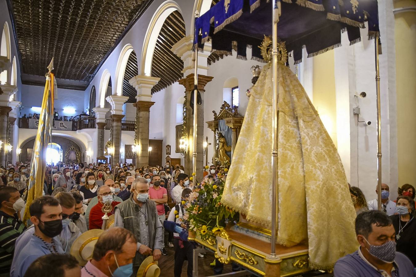 La llegada de la Virgen de Luna a Villanueva de Córdoba, en imágenes