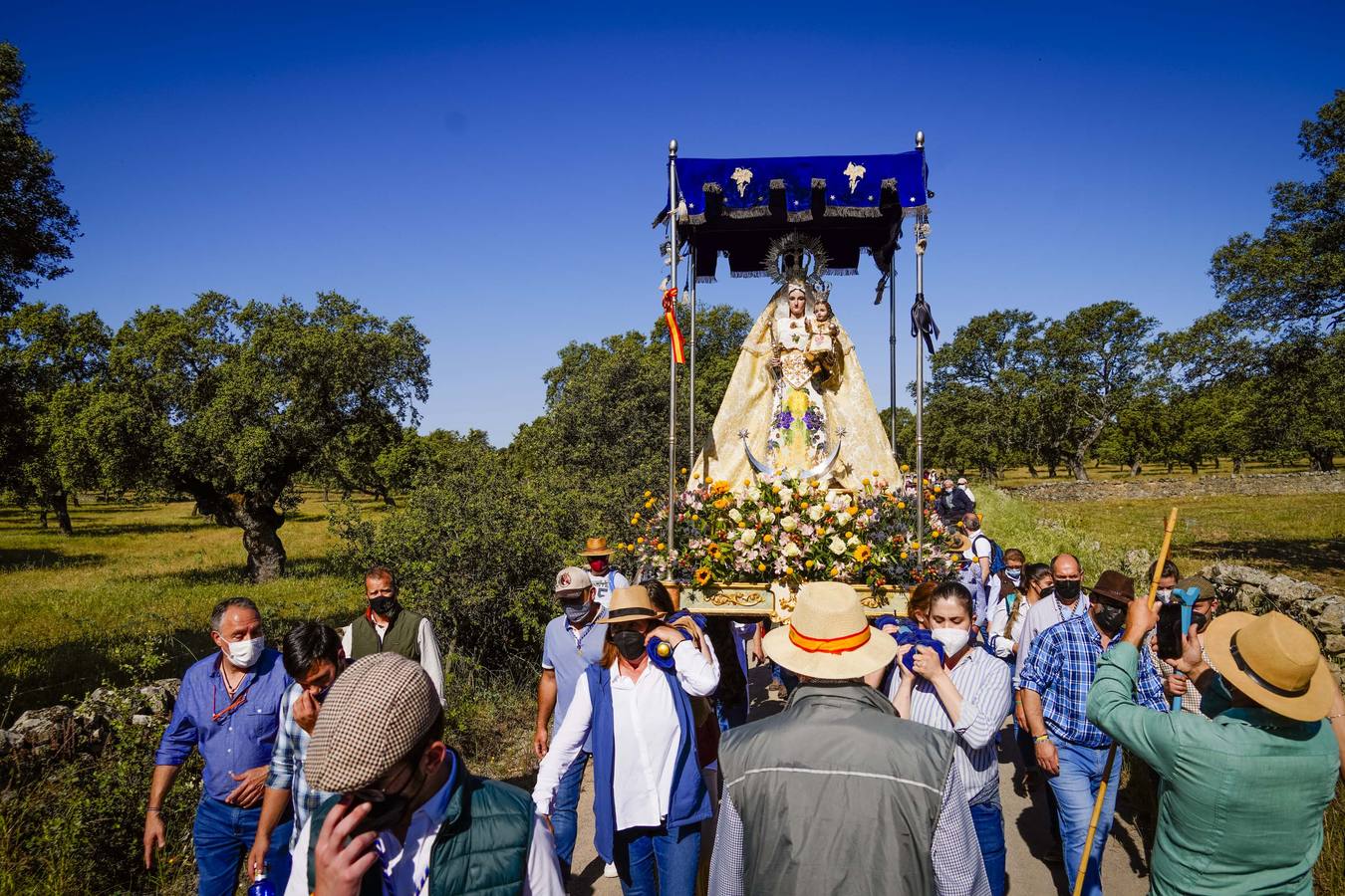 La llegada de la Virgen de Luna a Villanueva de Córdoba, en imágenes