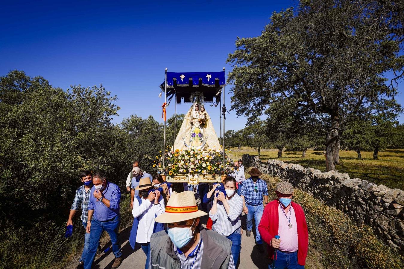 La llegada de la Virgen de Luna a Villanueva de Córdoba, en imágenes