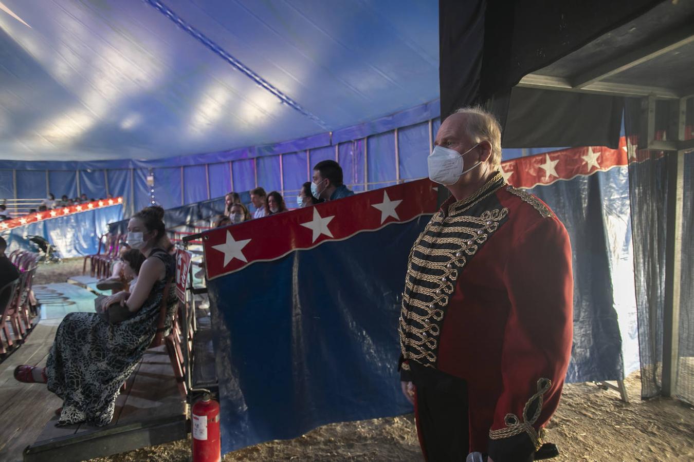 Un día con el Circo Berlín en Córdoba, en imágenes