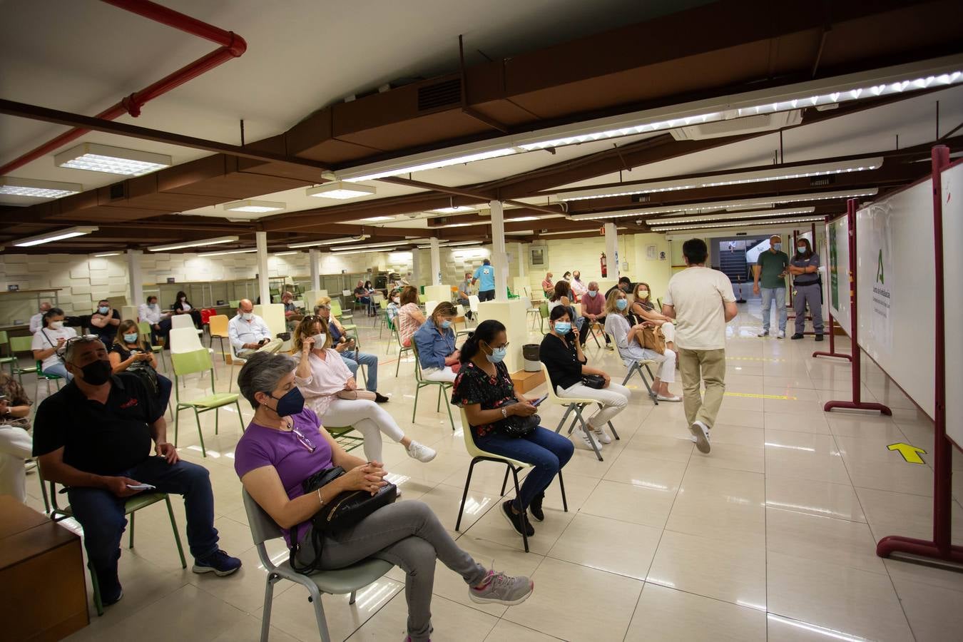 Nuevo centro de vacunación en la Facultad de Matemáticas