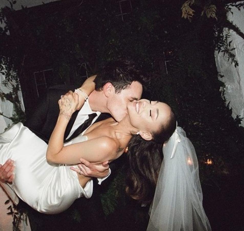 Las fotos de la boda de Ariana Grande con Dalton Gómez