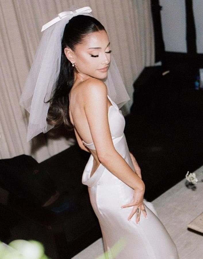 Las fotos de la boda de Ariana Grande con Dalton Gómez