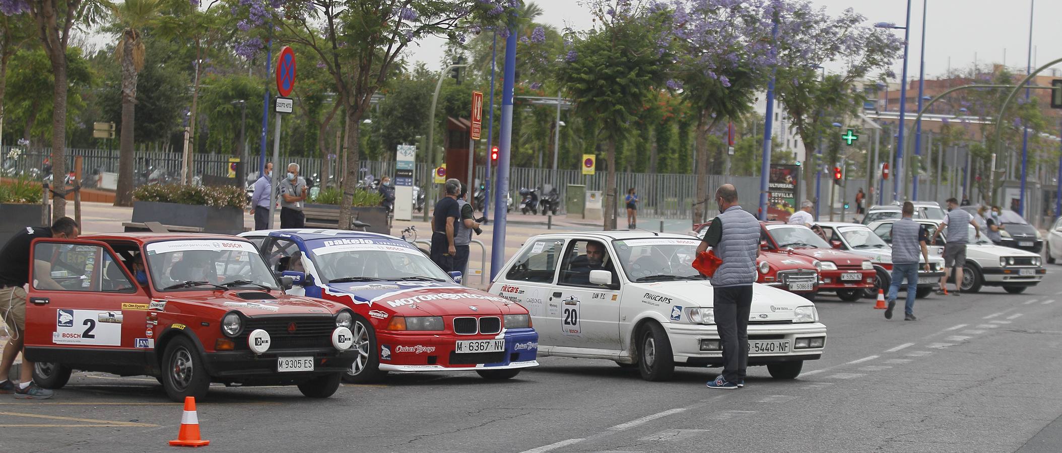 La salida desde Sevilla de la etapa de la Spain Classic Rally, en imágenes