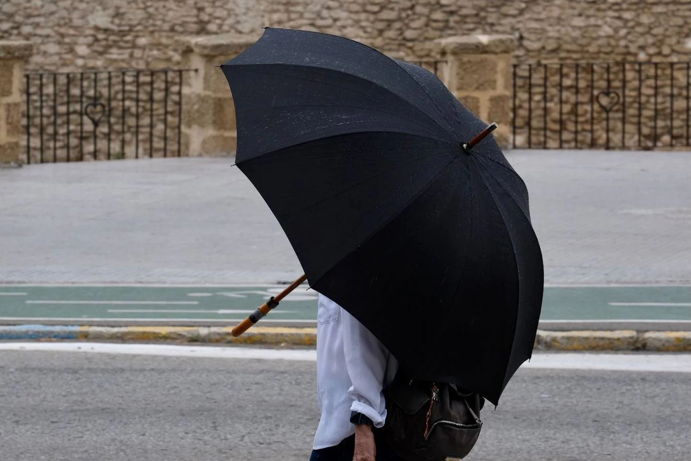 El Tiempo en Cádiz: jornada de lluvia y viento