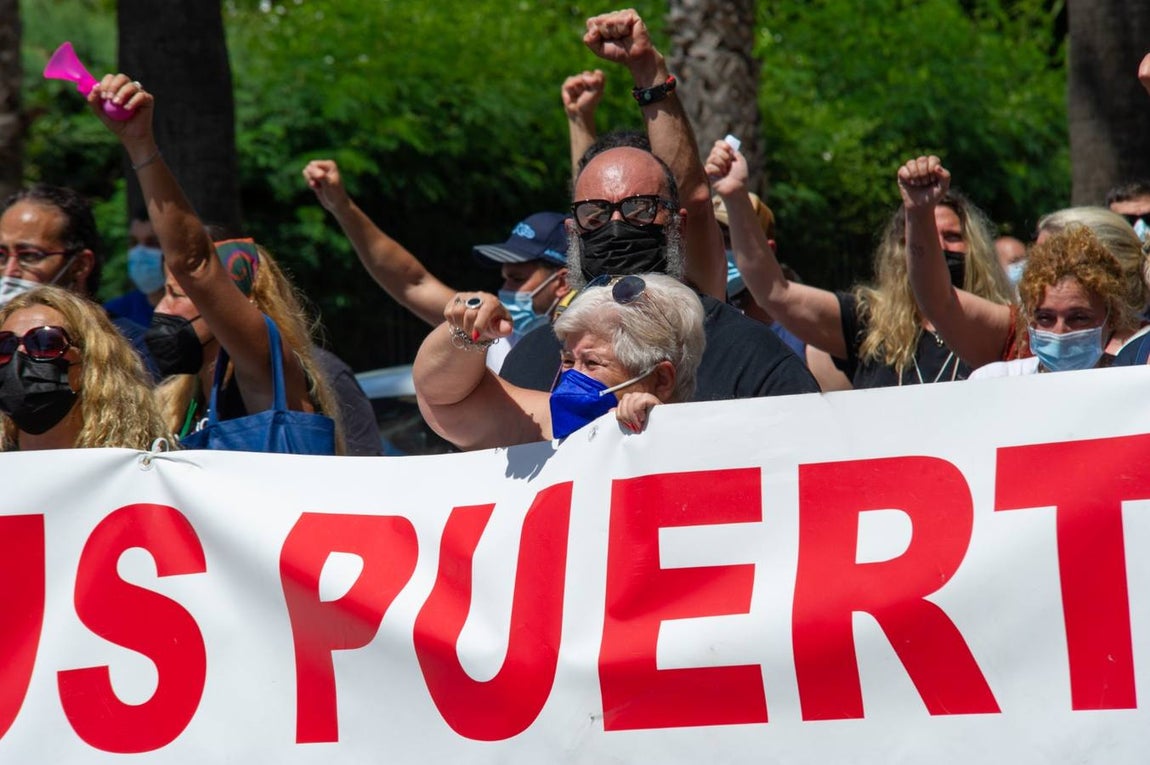 FOTOS: Manifestación de la factoría de Airbus Puerto Real