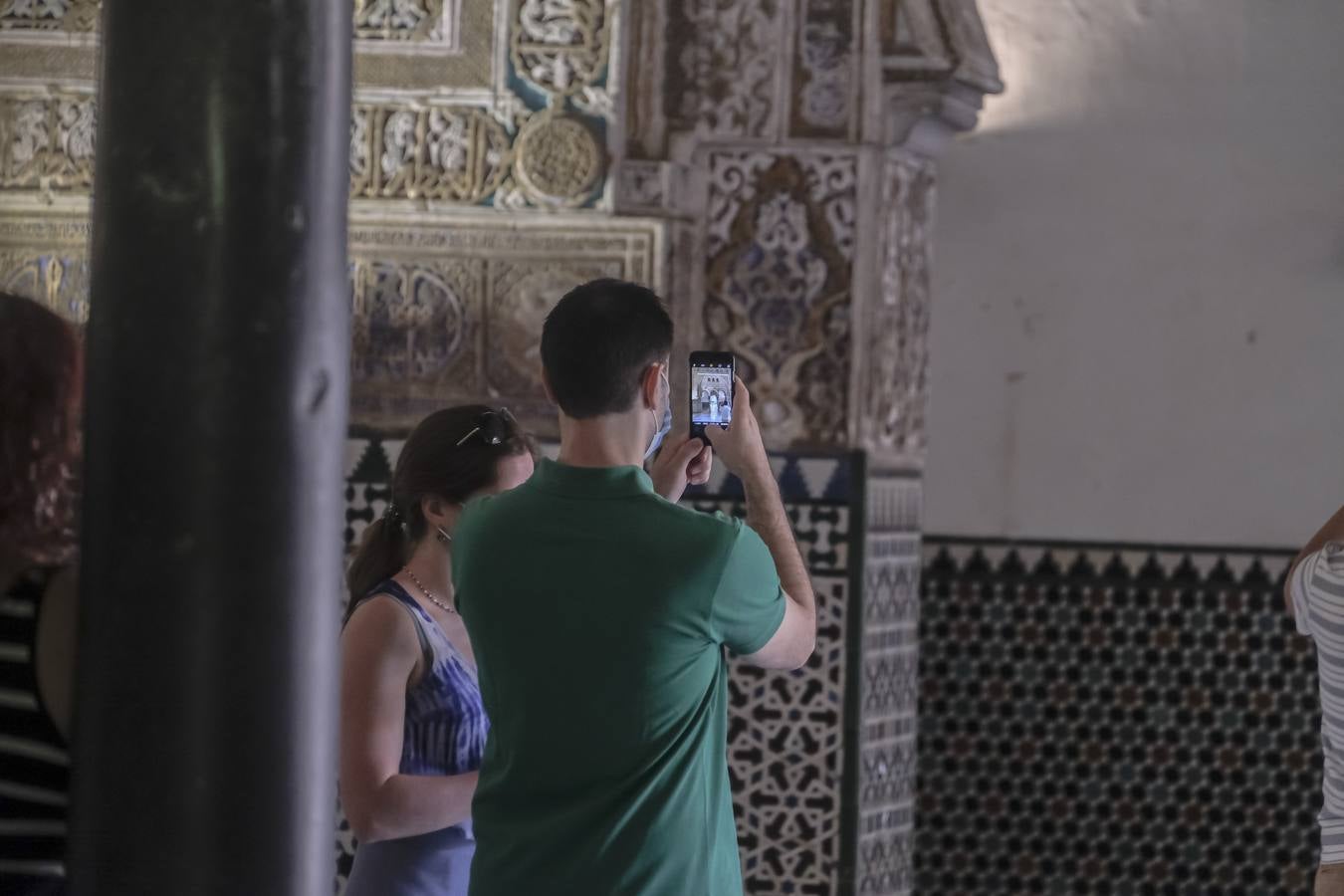 Los turistas vuelven a llenar el Real Alcázar de Sevilla