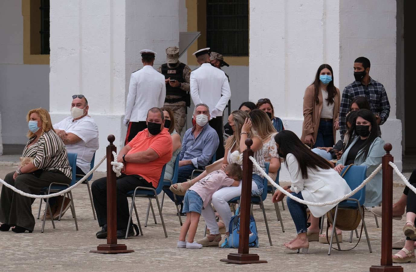 Los infantes de Marina que han llegado de Malí son recibidos en el TEAR