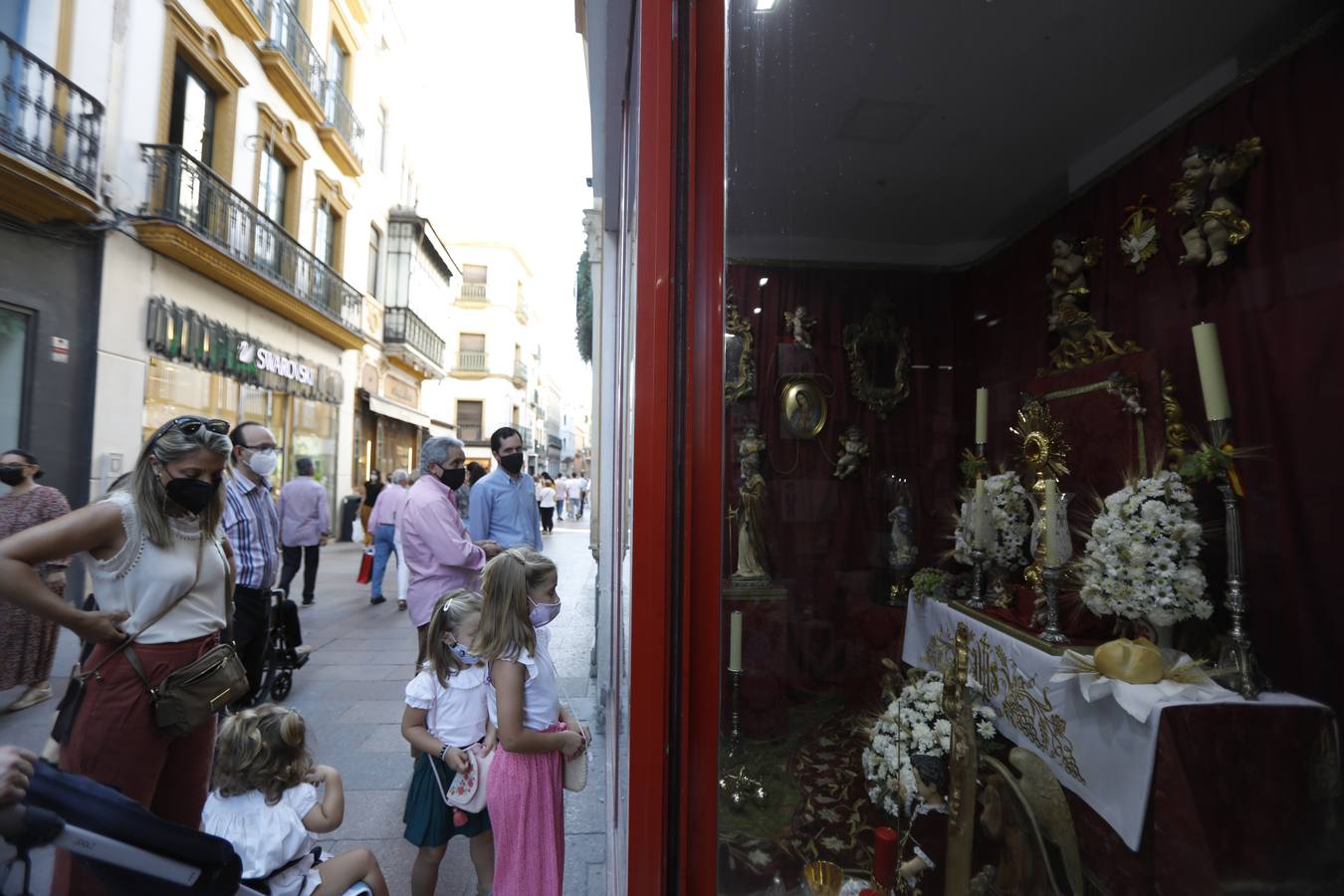 Ambiente previo al Corpus Christi en Sevilla