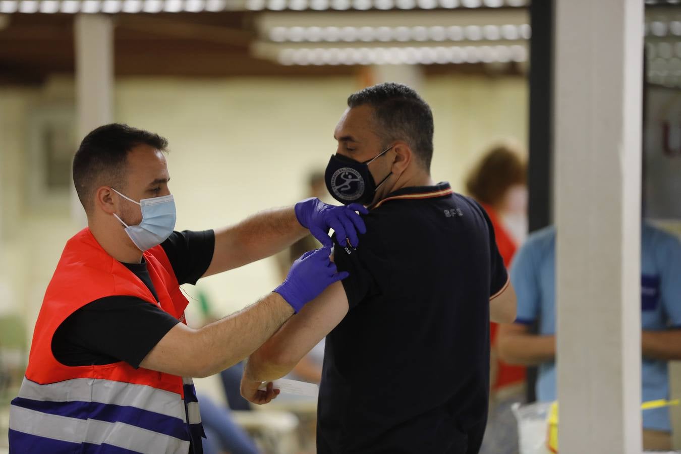 Vacunación en el centro habilitado en la Facultad de Matemáticas de Sevilla