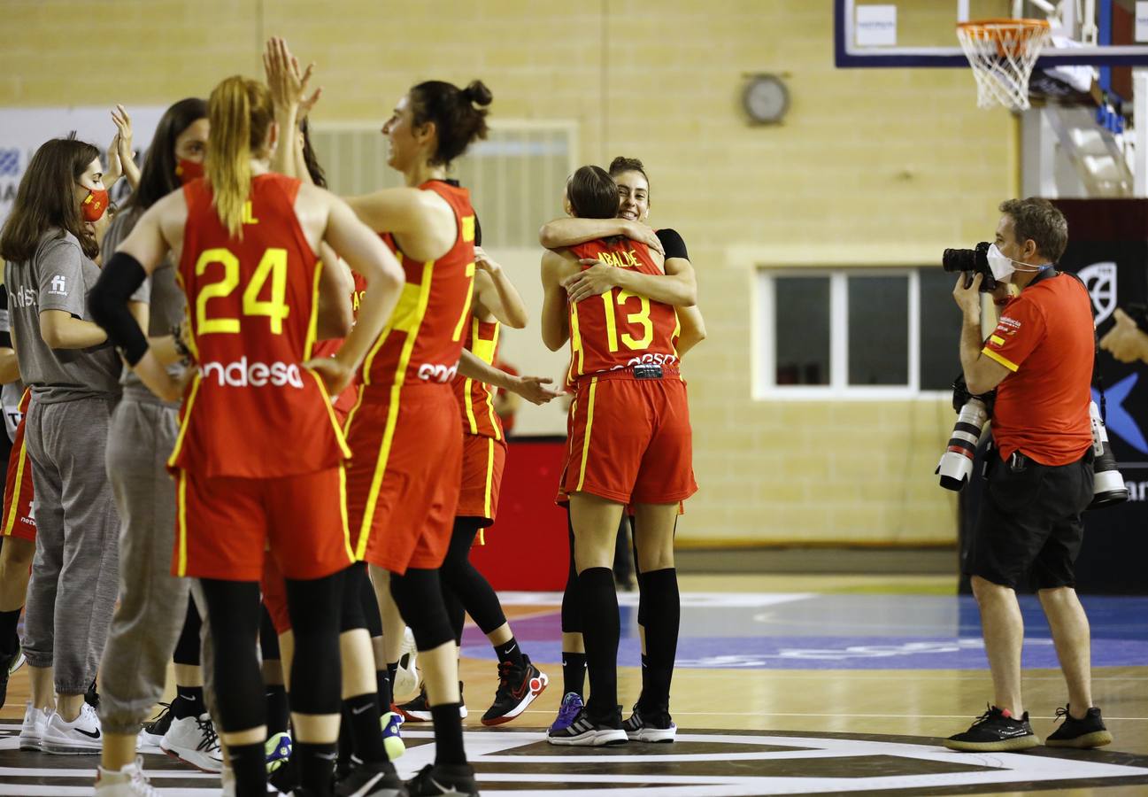 Las mejores imágenes del partido de baloncesto España-Bélgica en Córdoba