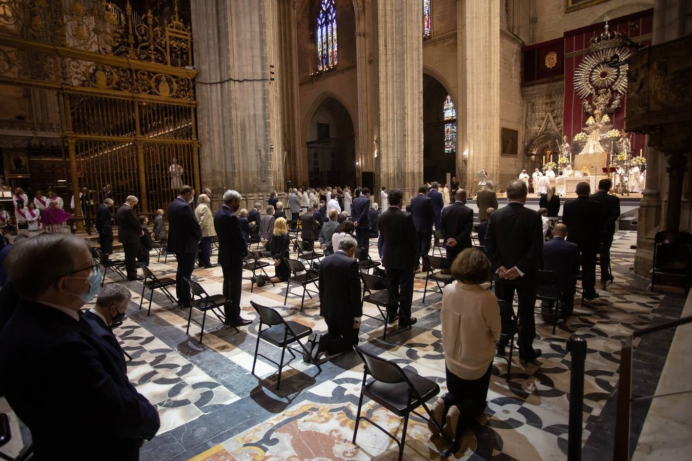 Misa solemne de despedida de monseñor Asenjo en la Catedral de Sevilla