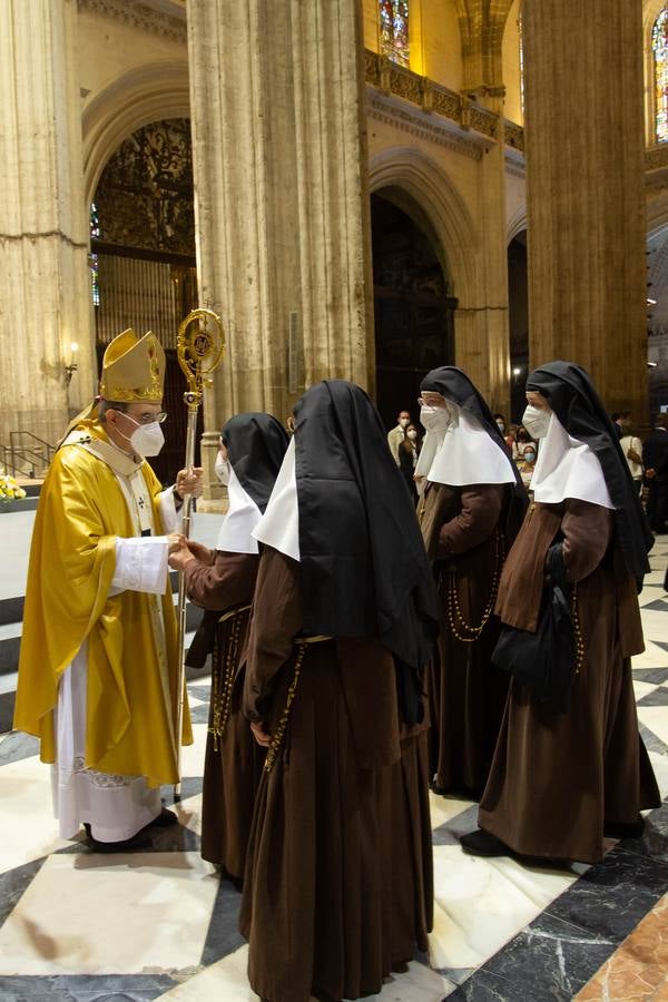 Misa solemne de despedida de monseñor Asenjo en la Catedral de Sevilla