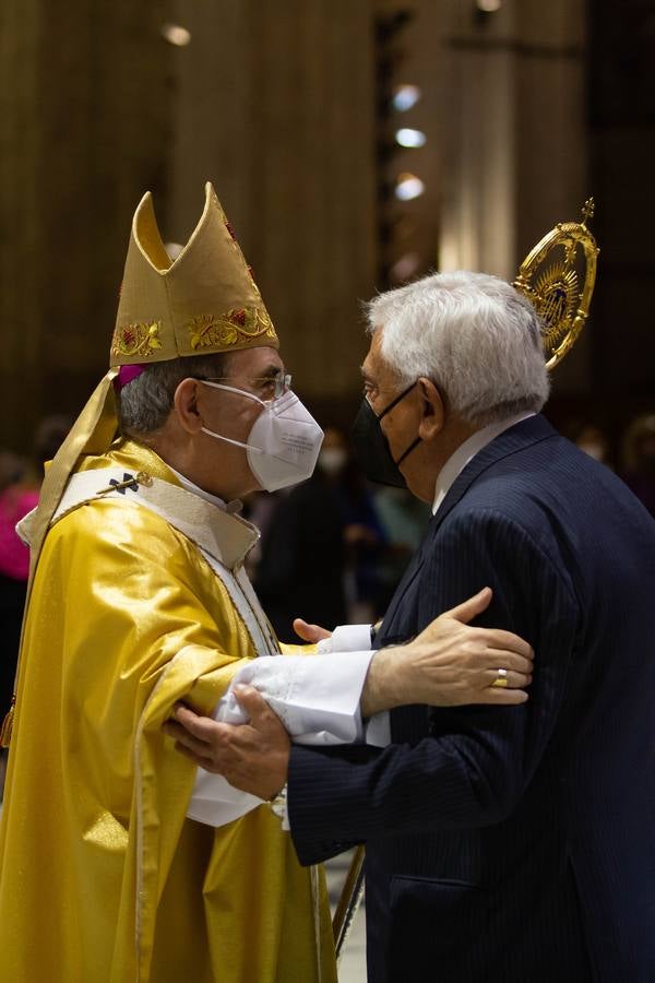 Misa solemne de despedida de monseñor Asenjo en la Catedral de Sevilla