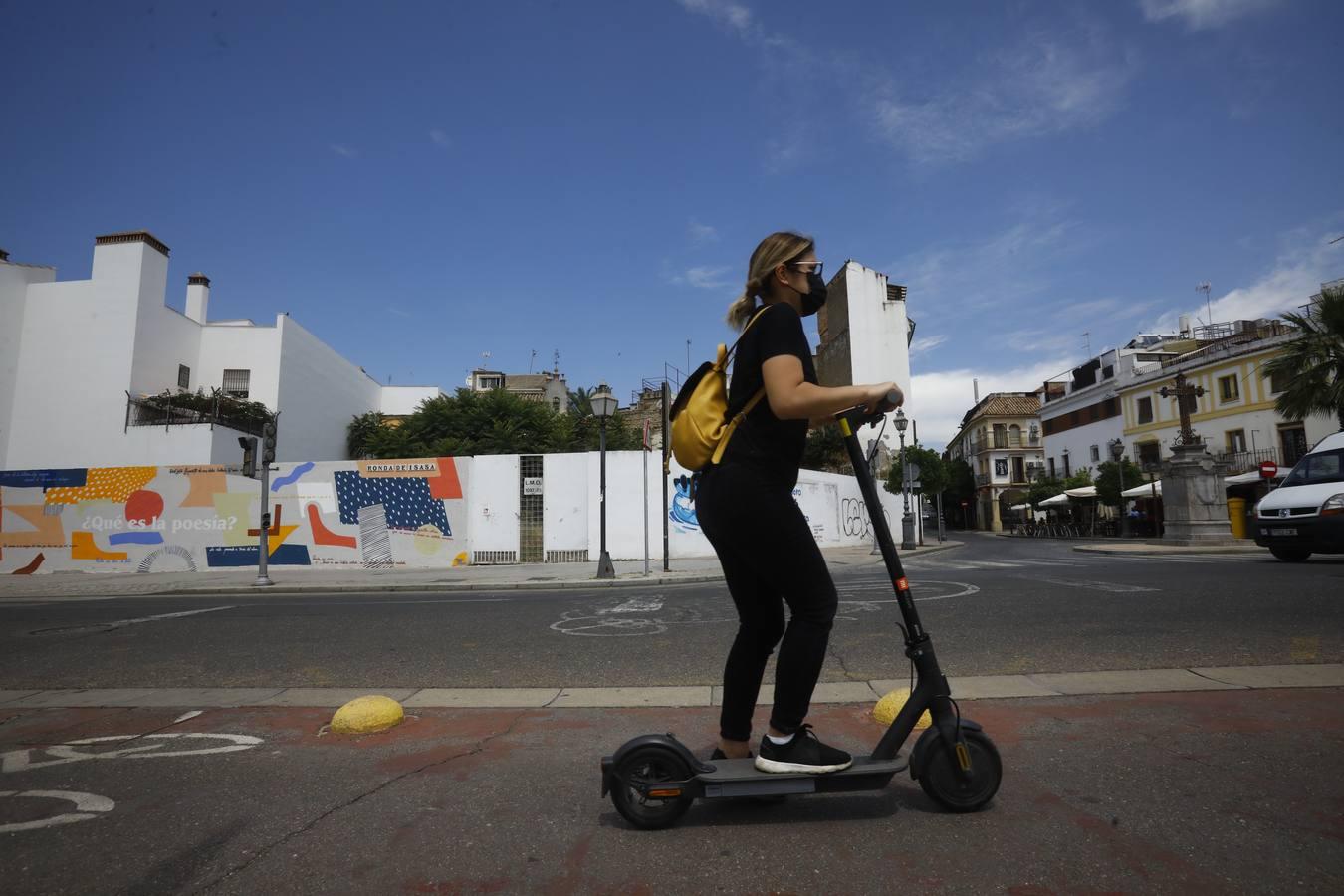 El auge de los patinetes eléctricos en Córdoba, en imágenes