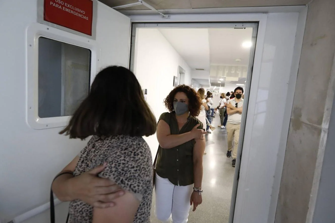 La segunda vacunación de los profesores en Córdoba, en imágenes