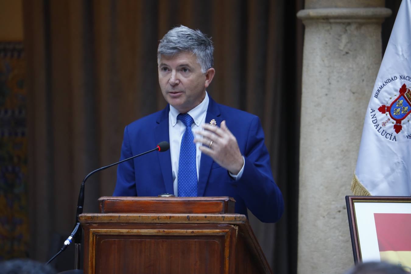 La exposición del Rey Felipe VI en el Círculo de la Amistad de Córdoba, en imágenes