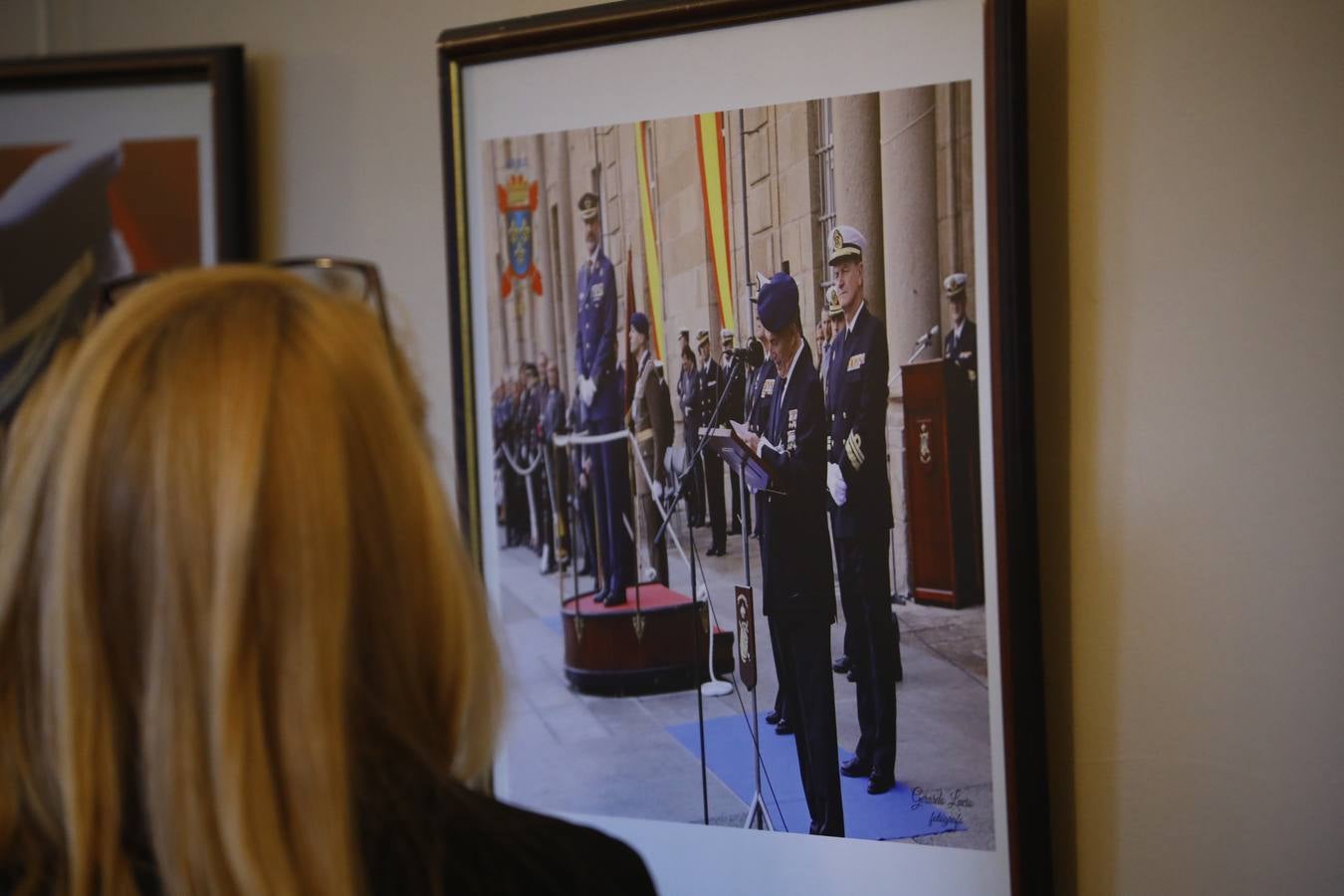 La exposición del Rey Felipe VI en el Círculo de la Amistad de Córdoba, en imágenes