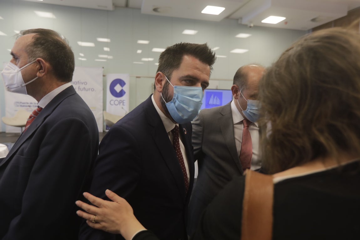 En imágenes: Desayuno informativo &#039;Cádiz, oportunidad y futuro