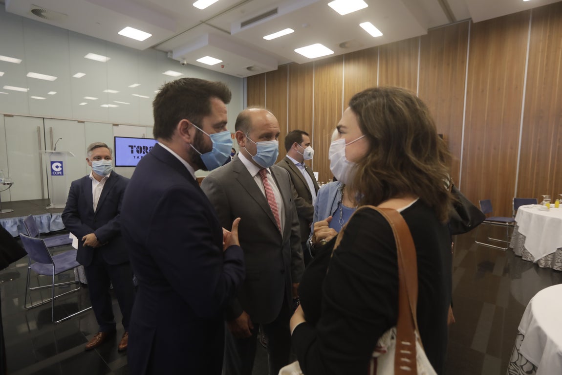 En imágenes: Desayuno informativo &#039;Cádiz, oportunidad y futuro