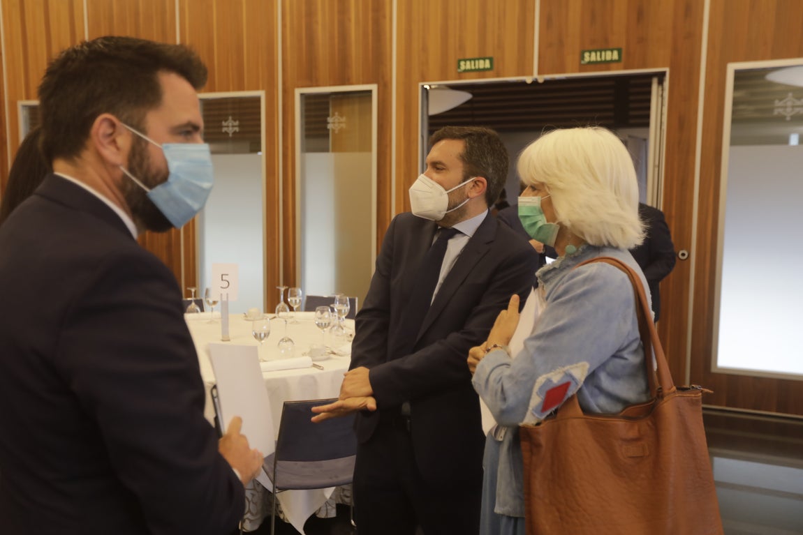 En imágenes: Desayuno informativo &#039;Cádiz, oportunidad y futuro