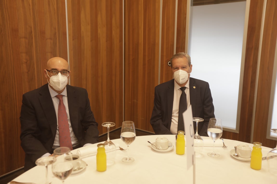 En imágenes: Desayuno informativo &#039;Cádiz, oportunidad y futuro